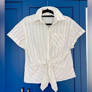 Zara Poplin Shirt tie front size xs. Loose fit